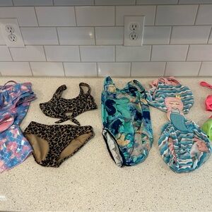 Girls Size 4/5 Swim suit Lot